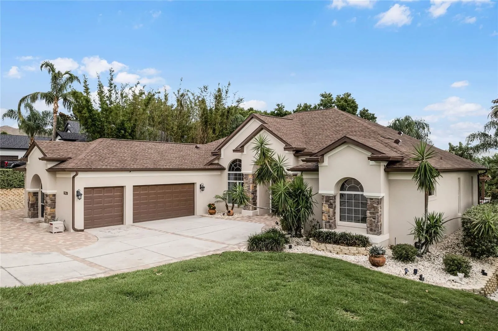 16320 Magnolia Bluff Drive, Montverde, FL 34756